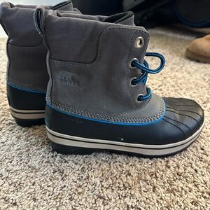 Sorel Kids' Black and Gray Boots with Blue Accents